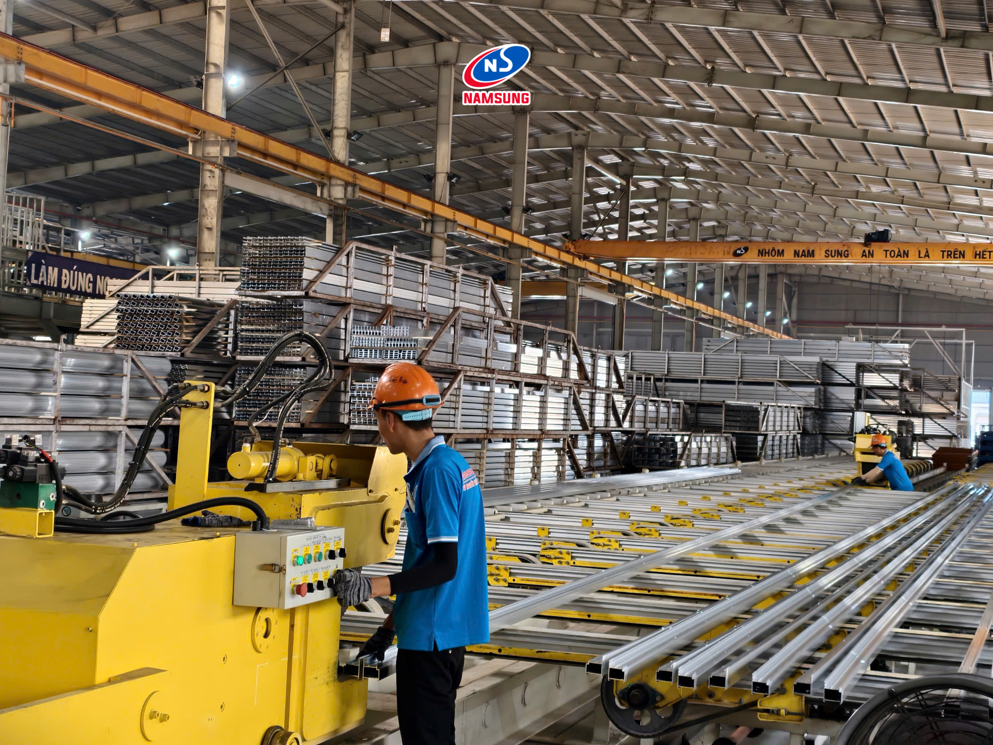 PQC được thực hiện bài bản tại nhà máy.